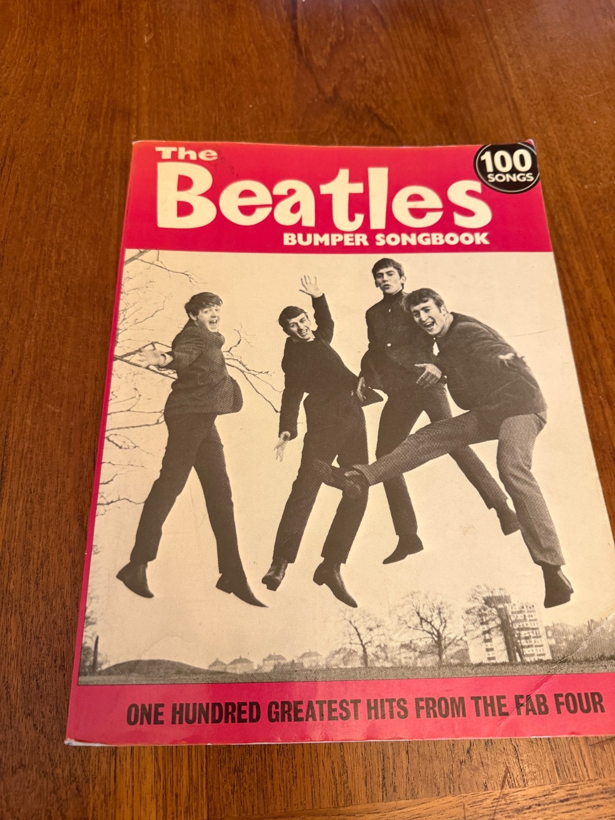 The Beatles Bumper Songbook – 100 songs, 256 pages, softcover