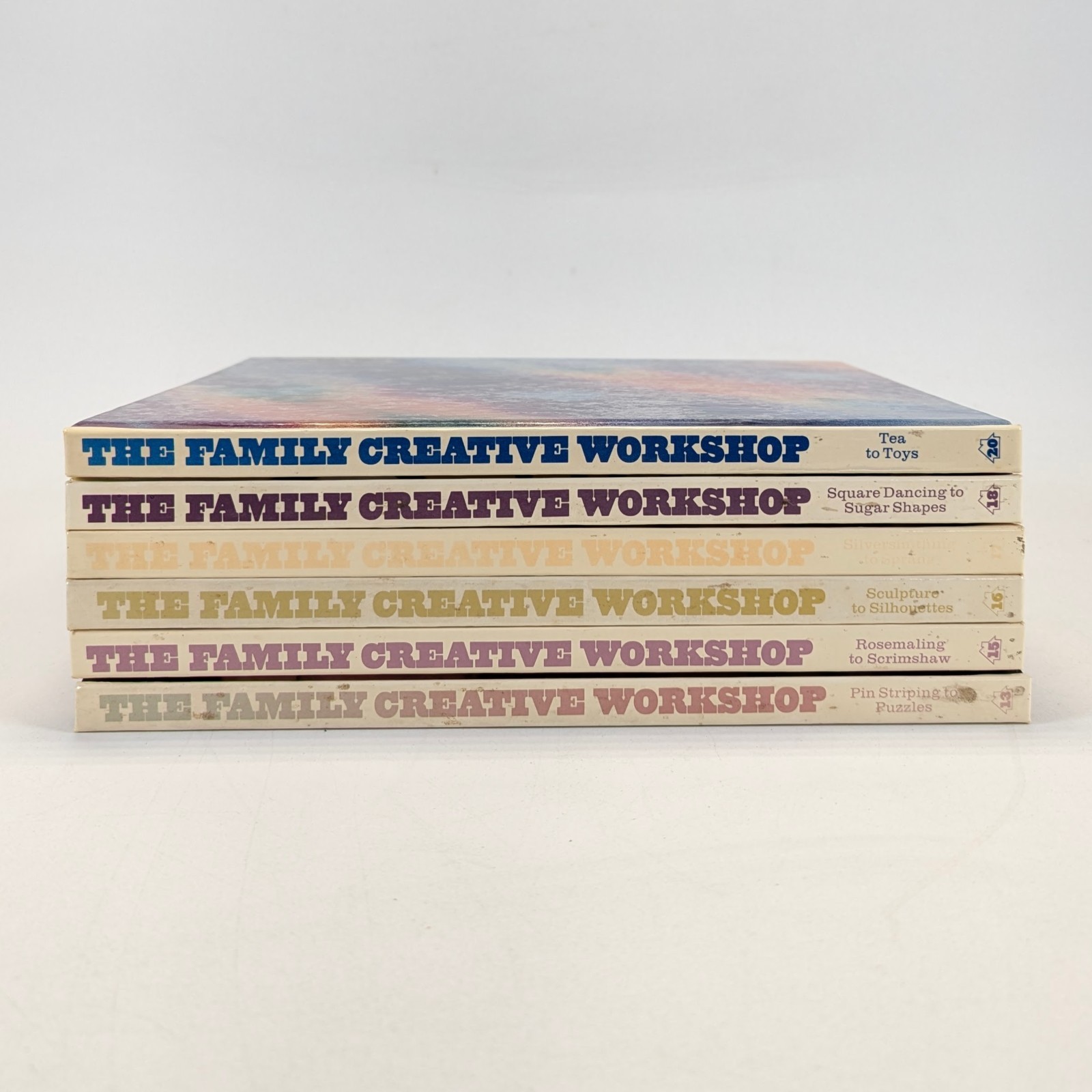 THE FAMILY CREATIVE WORKSHOP Hardcover Craft Book Set – 21 Volumes + Index