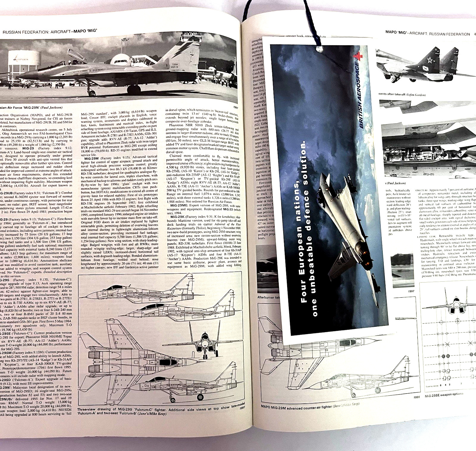 Vintage Jane’s All The Worlds Aircraft 1997-98 Book Hardcover Ex-Library
