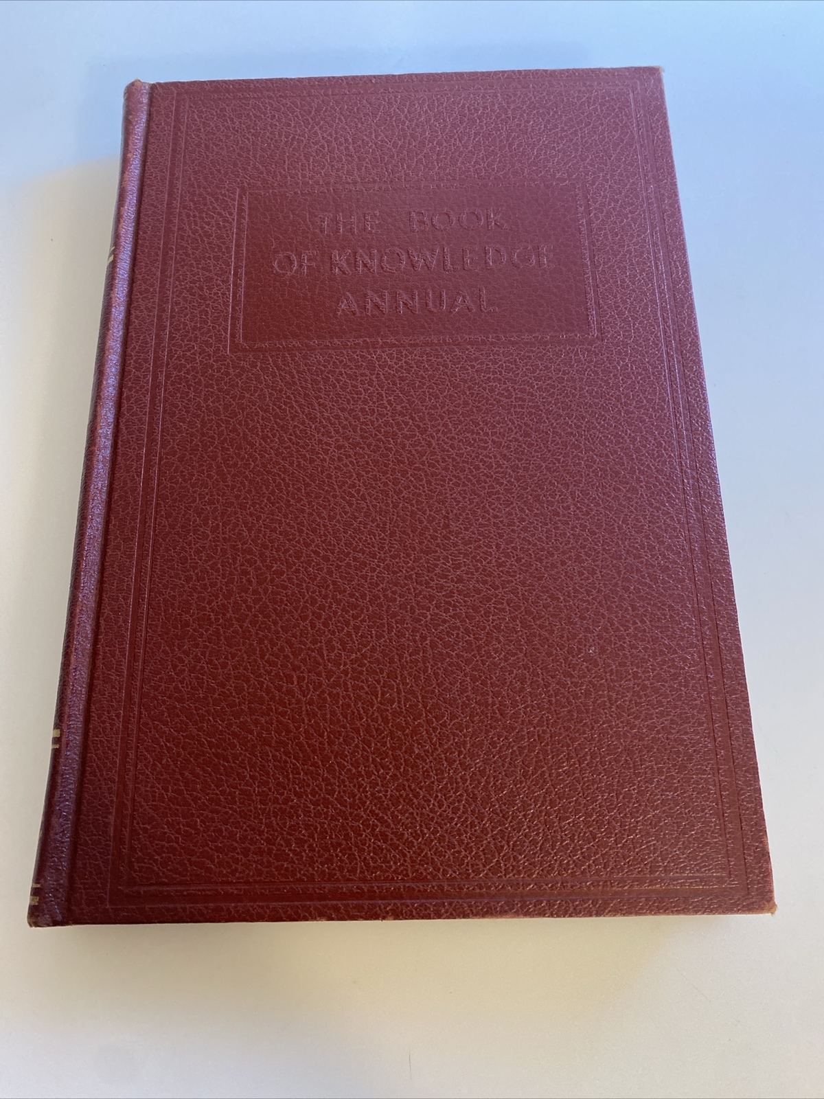 Vintage Book of Knowledge Annual 1950 Grolier Society HC abw