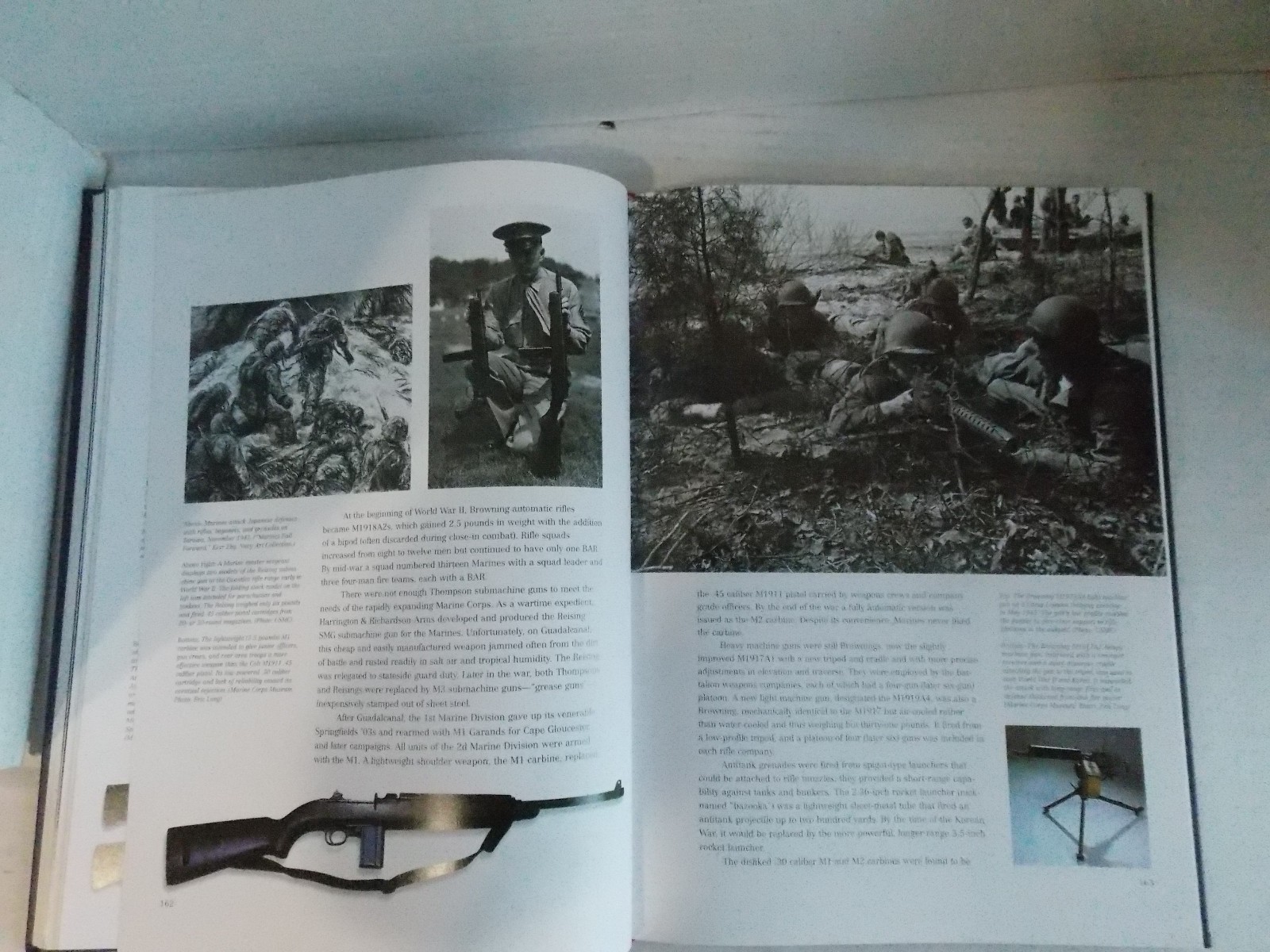 THE MARINES Marine Corps Heritage Foundation ILLUSTRATED BOOK 2012LARGE