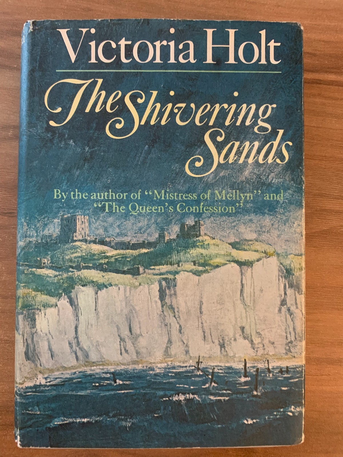 Lot 7 Victoria Holt, Phyllis A Whitney Historical Gothic Romance Mystery HC & PB