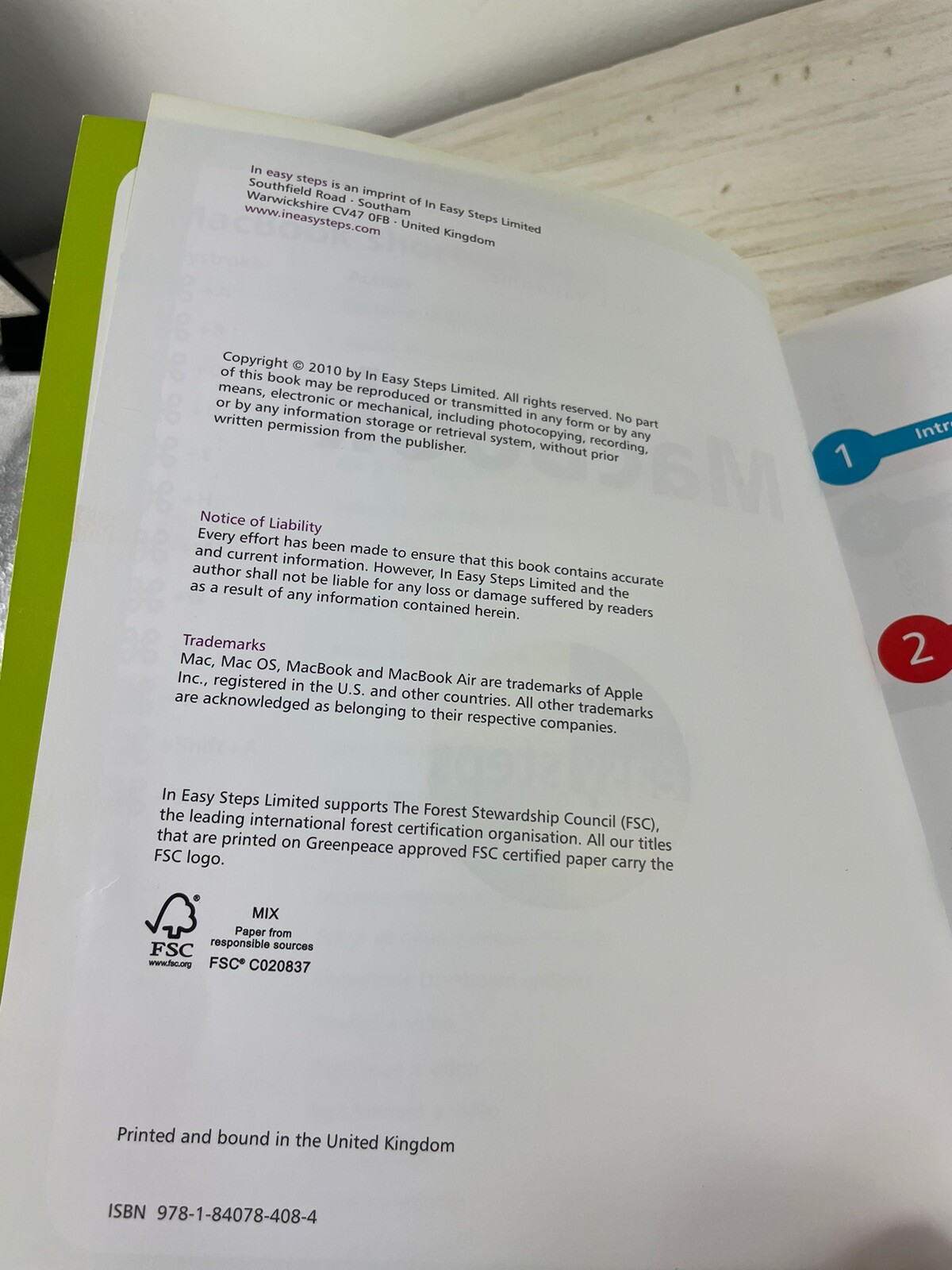 In Easy Steps Ser.: MacBook : Move with the Times by Nick Vandome (2011,…