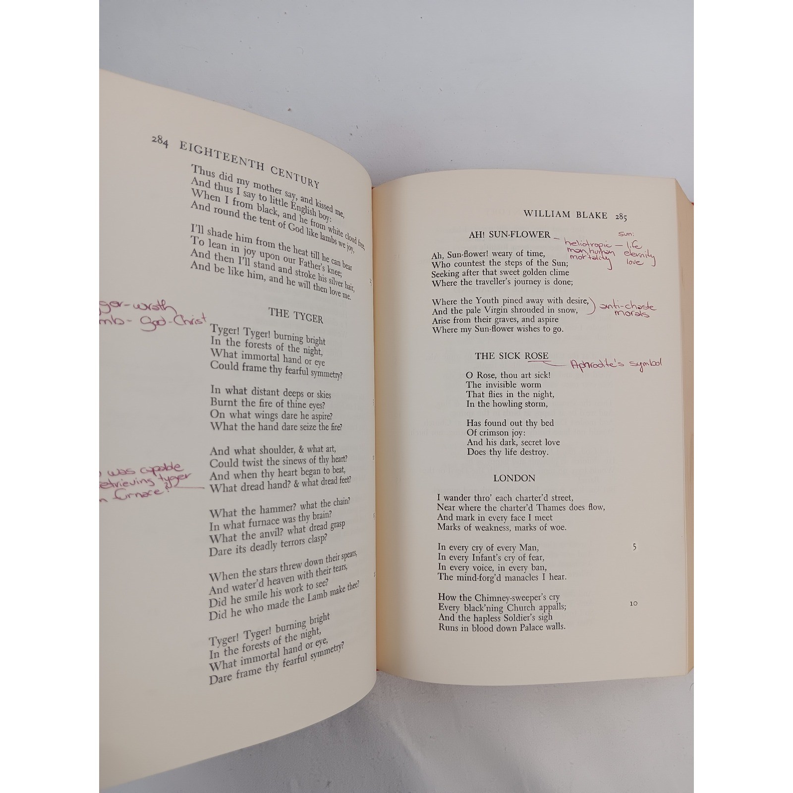 Seven Centuries of Verse English American A.J.M. Smith Poetry Book