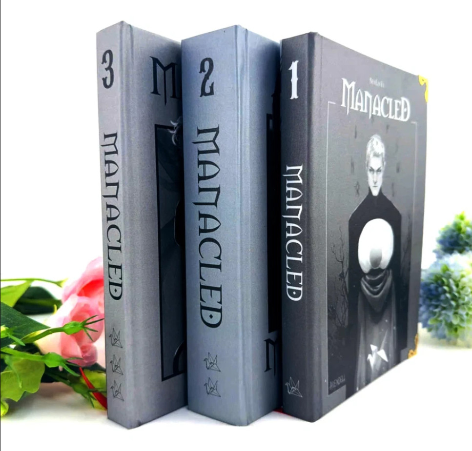 manacled book by senlinyu Full chapter (volume 1.2.3) – Hard cover