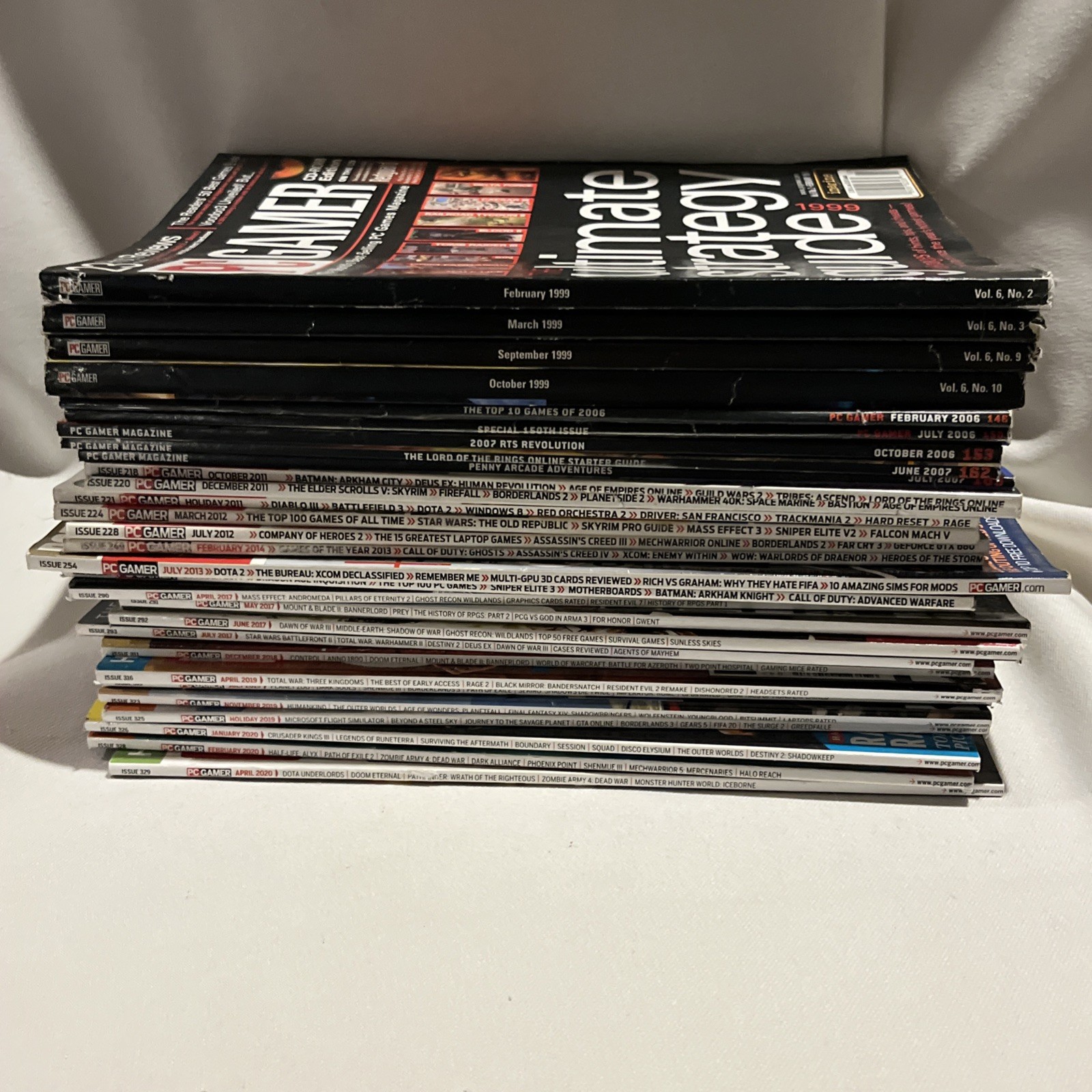 PC Gamer Magazine Lot of 29 Magazines Multi Years 99-2020 See Pics
