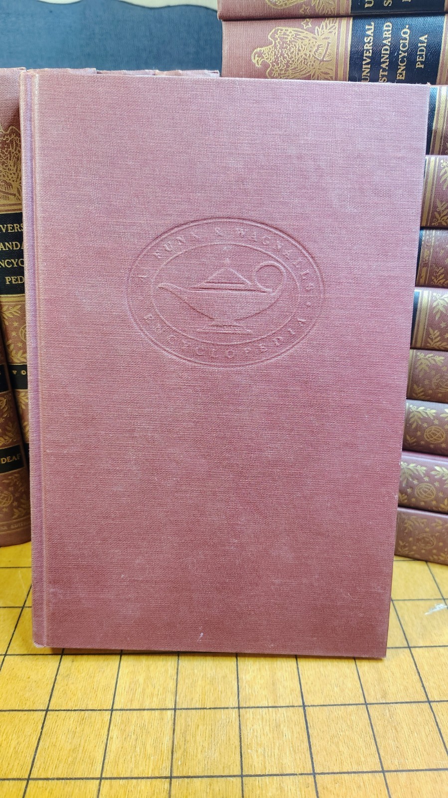Universal Standard Encyclopedia Complete Set 25 +3 Volumes Illustrated 1954 1955