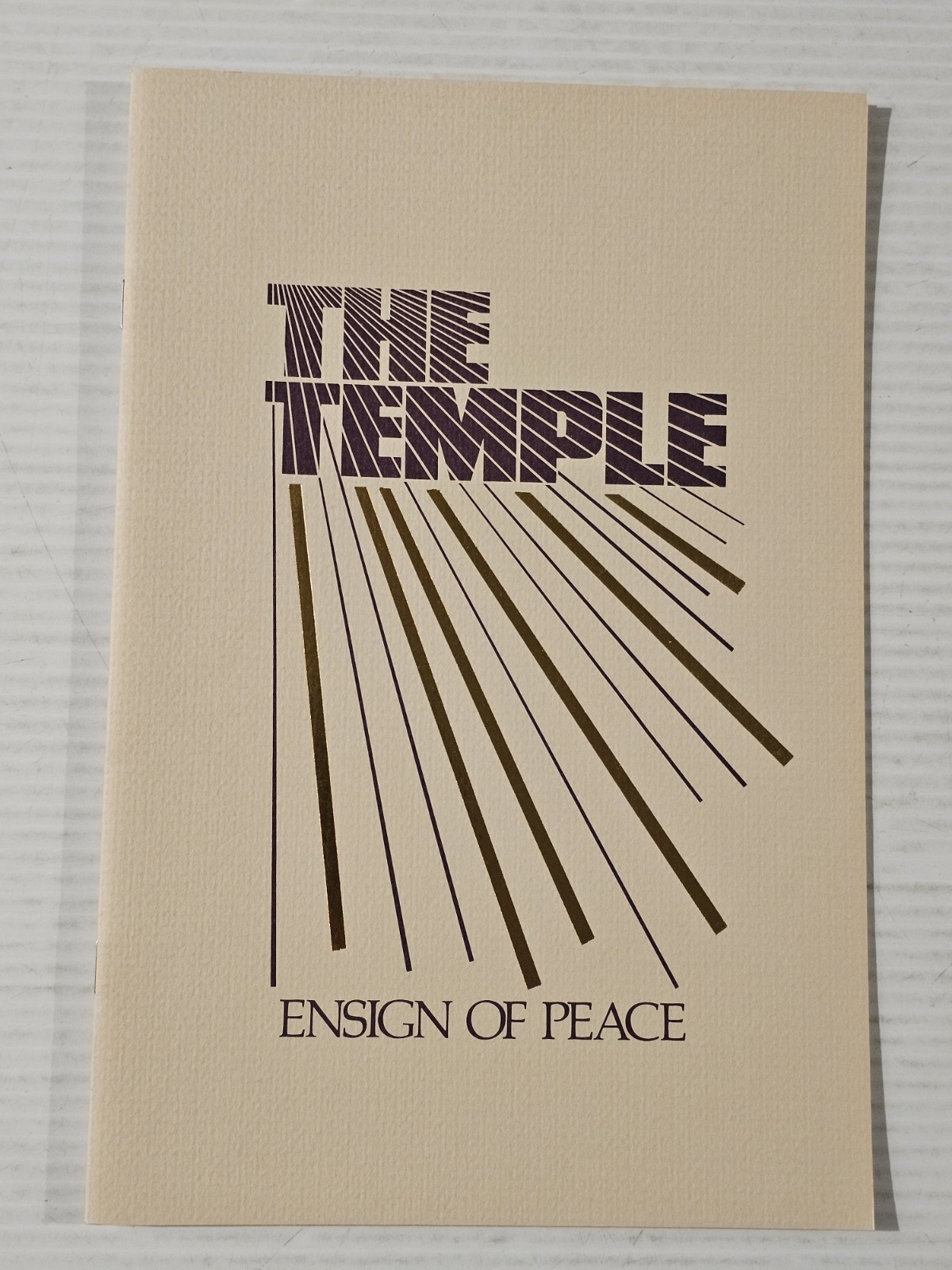 THE TEMPLE, Ensign of Peace (RLDS) PB 1987, 16 PAGES. Row 32.