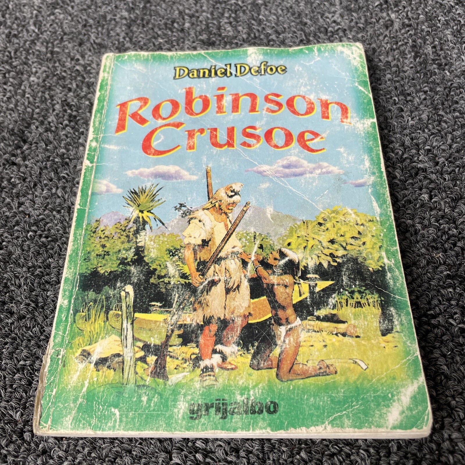 Robinson Crusoe by Daniel Defoe Rare Book 1998