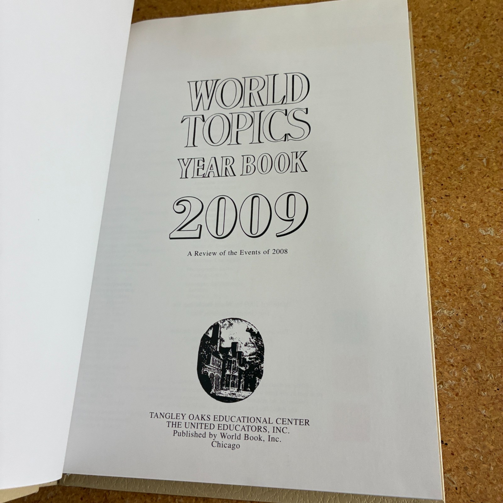 15 World Topics Year Book Yearbooks 1996-2010 Hardcover Books New, 2 Sealed