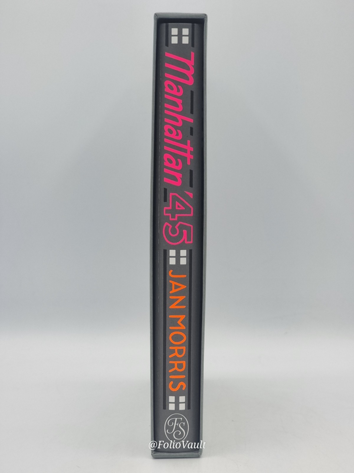 Manhattan ’45 – Jan Morris – Folio Society – 2016 1st Edition – VGC