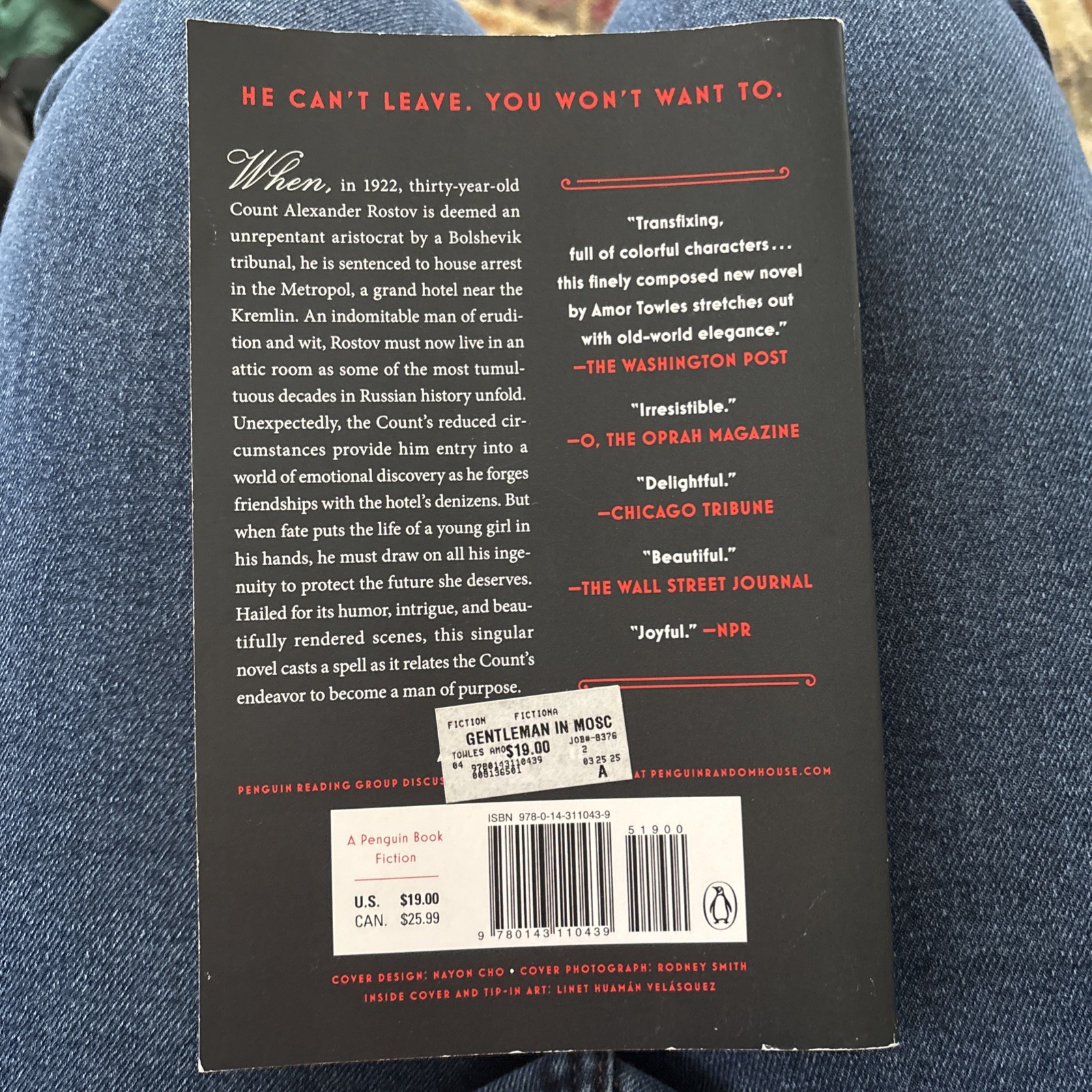 Gentleman in Moscow : A Novel by Amor Towles (2019, Trade Paperback)