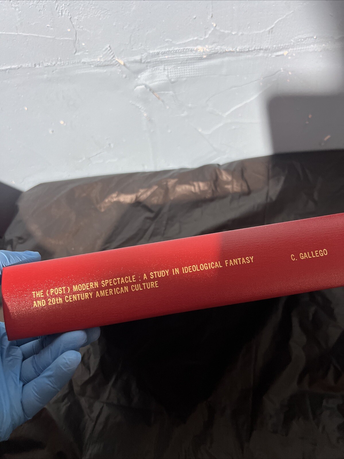The (post) modern spectacle: A study in ideological fantasy and 20th century