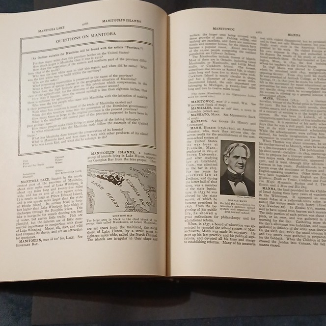The World Book Encyclopedia Vol 7 Leon to Monroe 1931 Roach-Fowler HC Illus