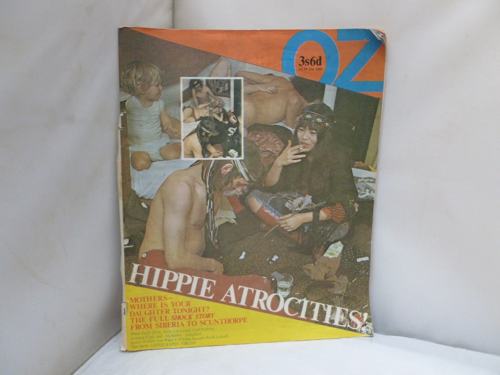 Oz Magazine No. 25 – Hippie Atrocities No. 25 – December 1969