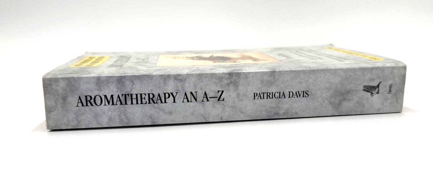Aromatherapy An A to Z Patricia Davis PB 1997