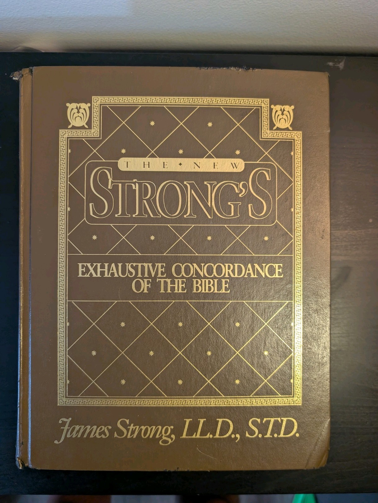 New Strong’s Exhaustive Concordance of the Bible James Strong Hardcover 1990