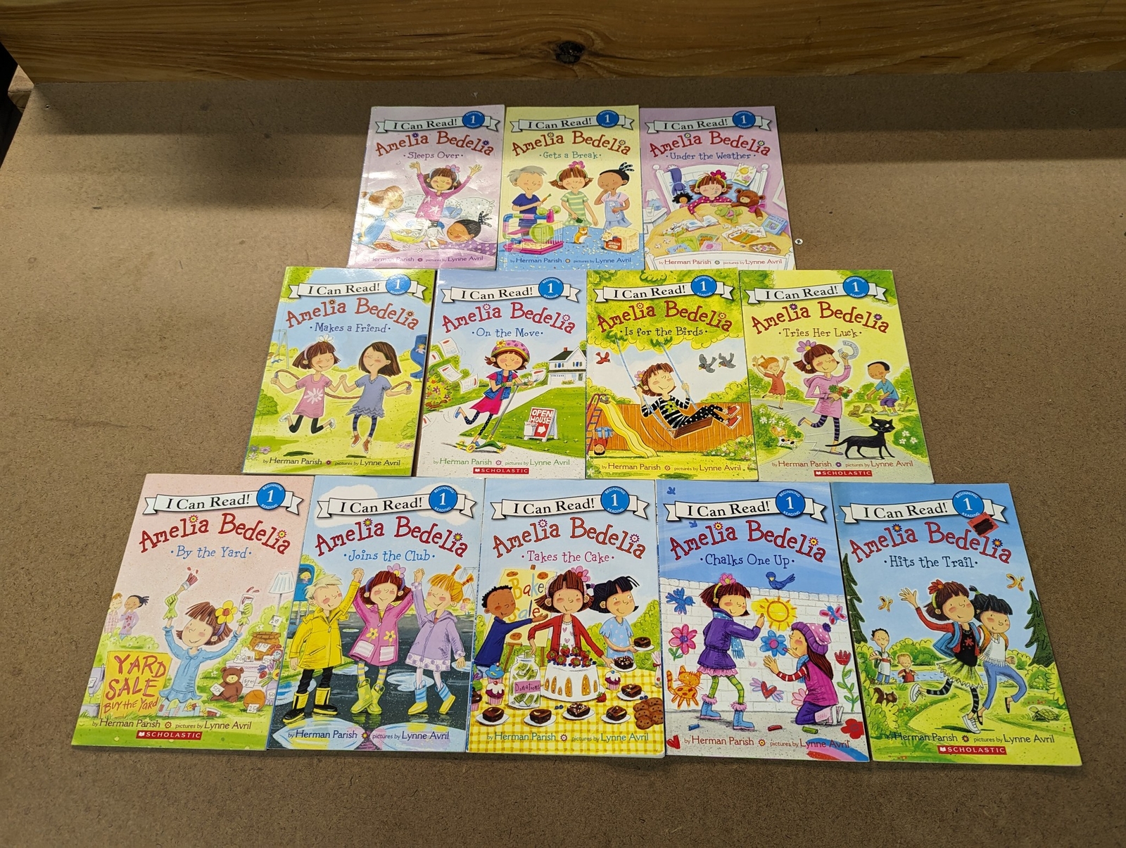 Lot of 12 Amelia Bedelia I Can Read! Books by Peggy Parish Herman Parish Level 1
