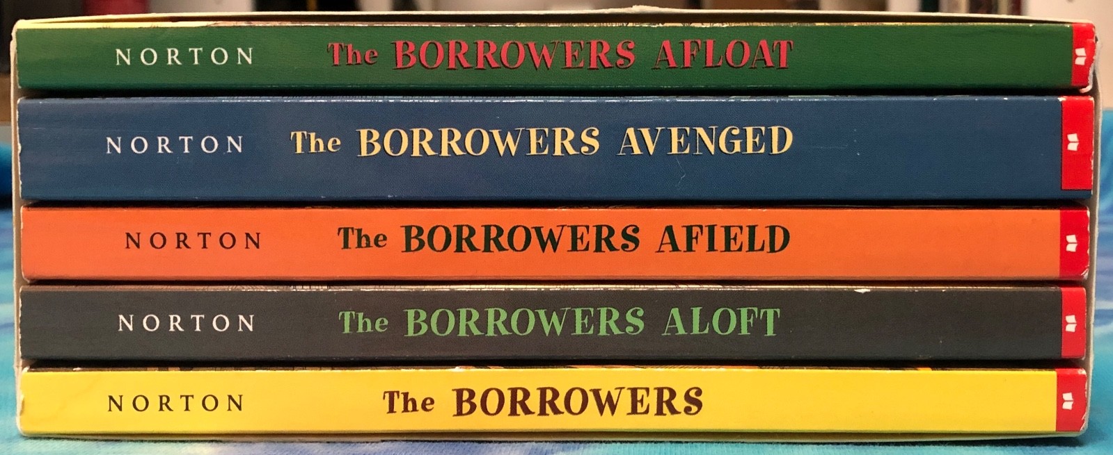 The Borrowers lot of 1-5 Book are in like New Condition. Slight box scuff. Nice.