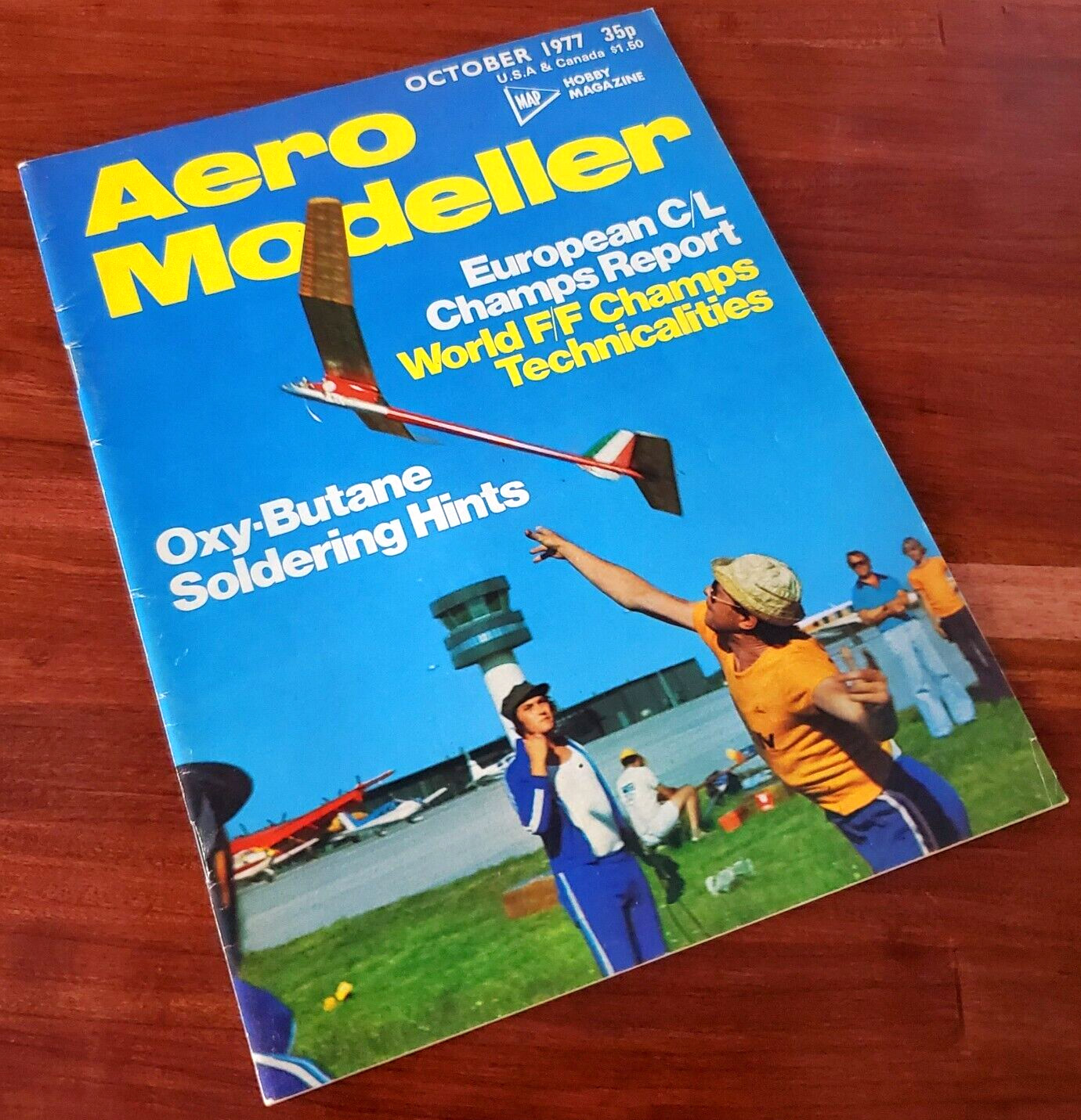 1977 OCTOBER – AERO MODELLER OXY-BUTANE SOLDERING HINTS VINTAGE MAGAZINE