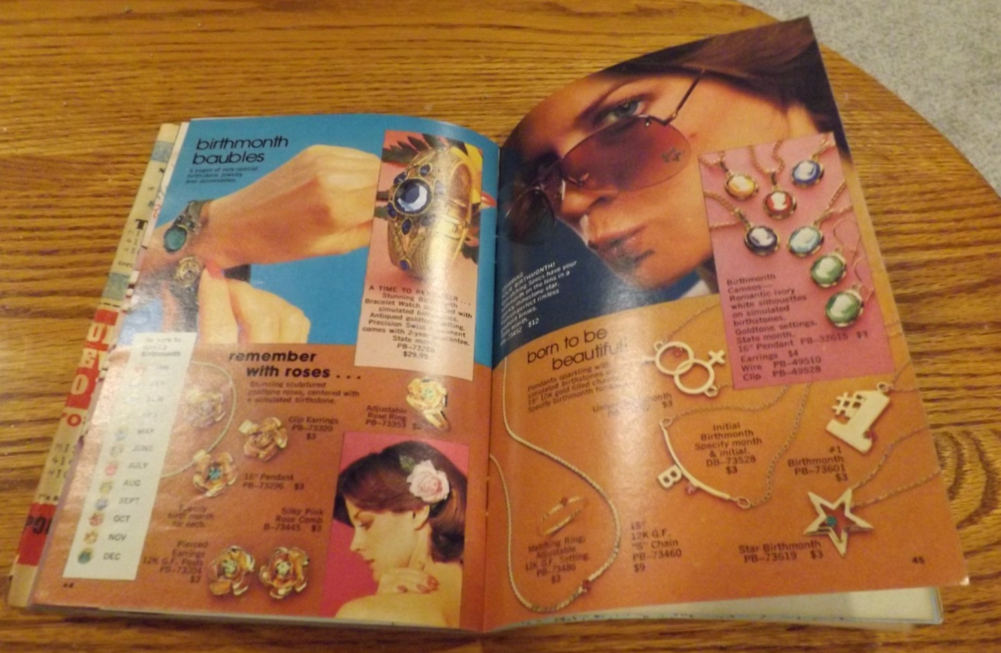 SPENCER GIFTS 1977 Jewelry Collection Catalog W/Mailing Cover – 64 pages