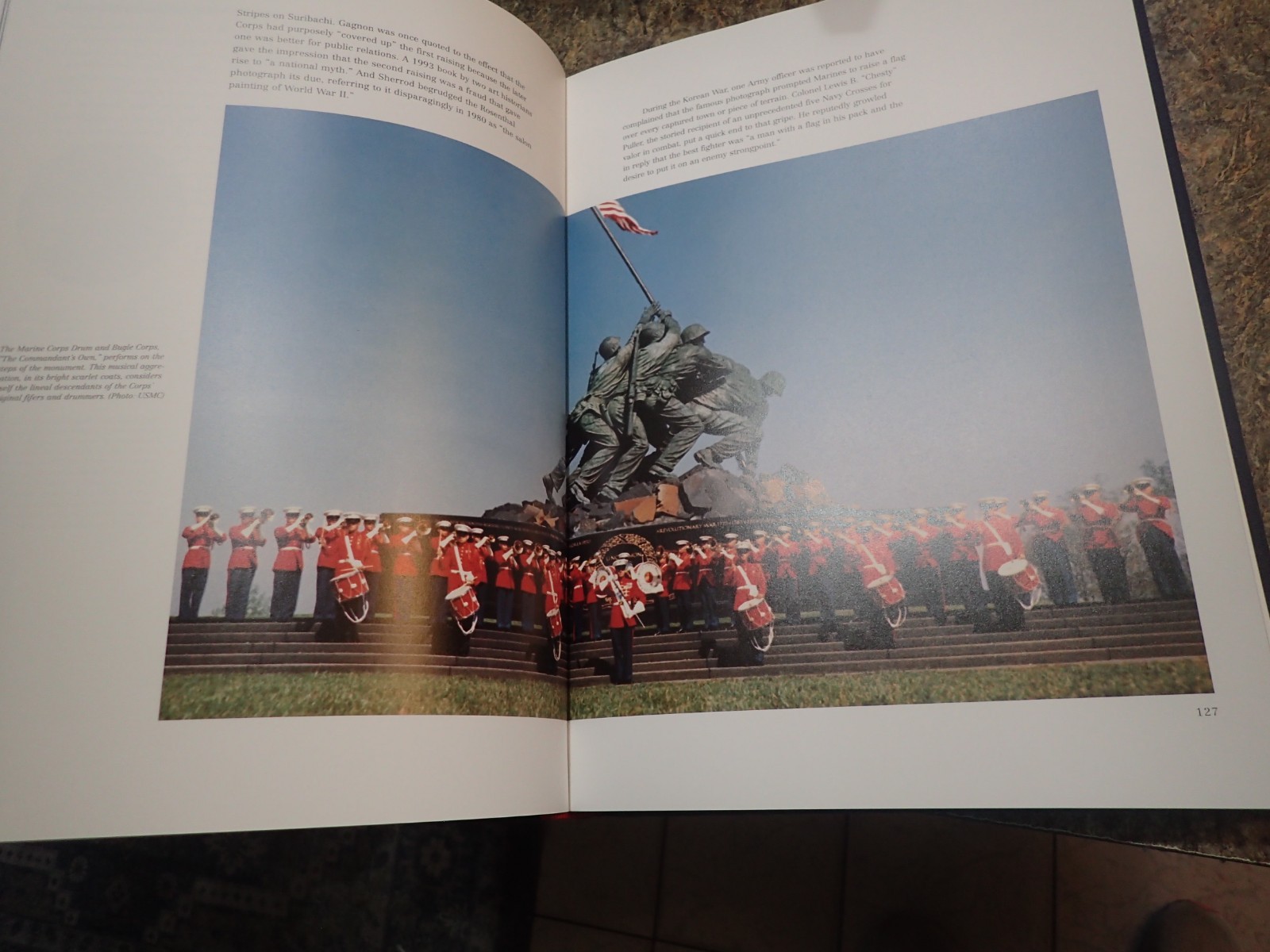 THE MARINES Marine Corps Heritage Foundation ILLUSTRATED BOOK Great book