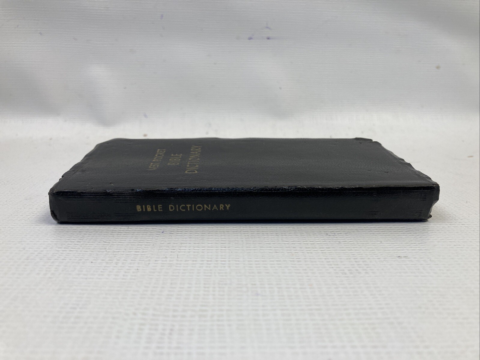 1958 Vest Pocket Bible Dictionary- Leatherette Cover – James P. Boyd