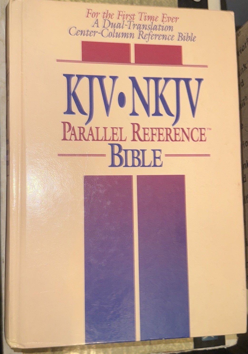 Holy Bible King James Version – New King James Version Parallel Reference