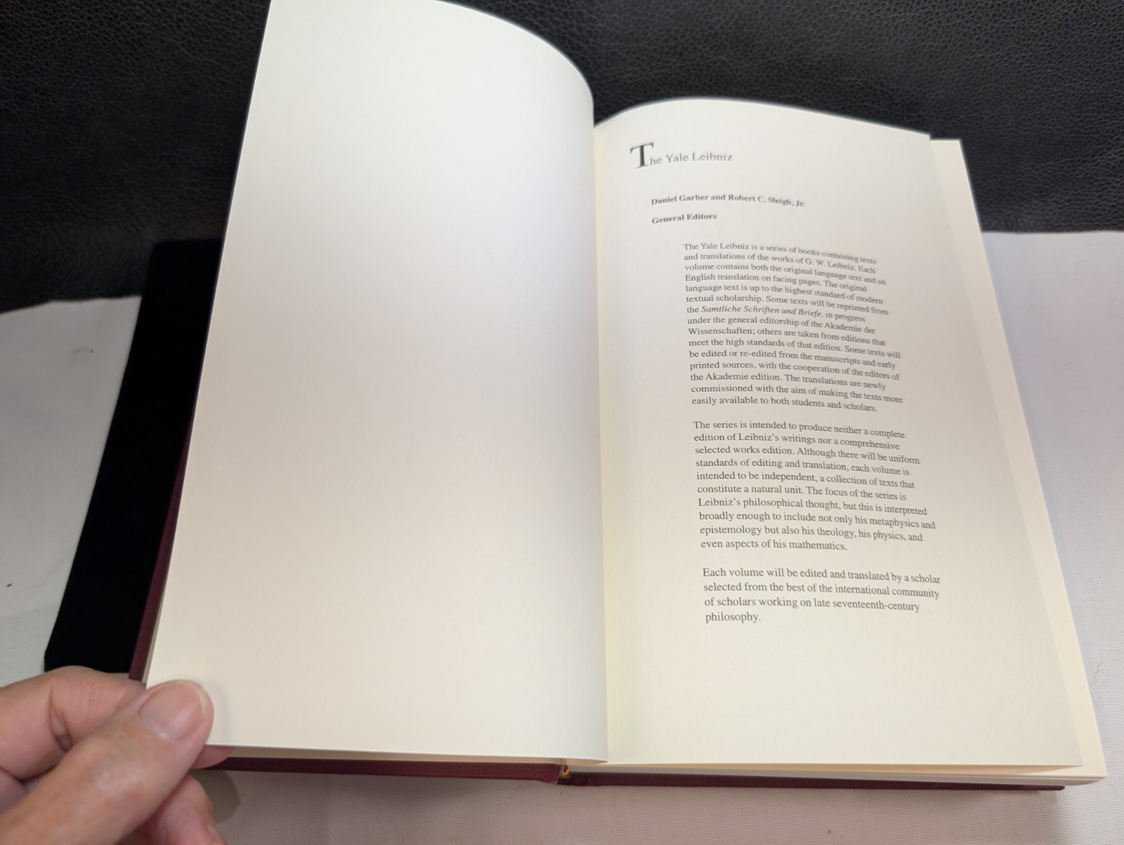 The Labyrinth of the Continuum Writings on the Continuum Problem 1672-1686. Yale