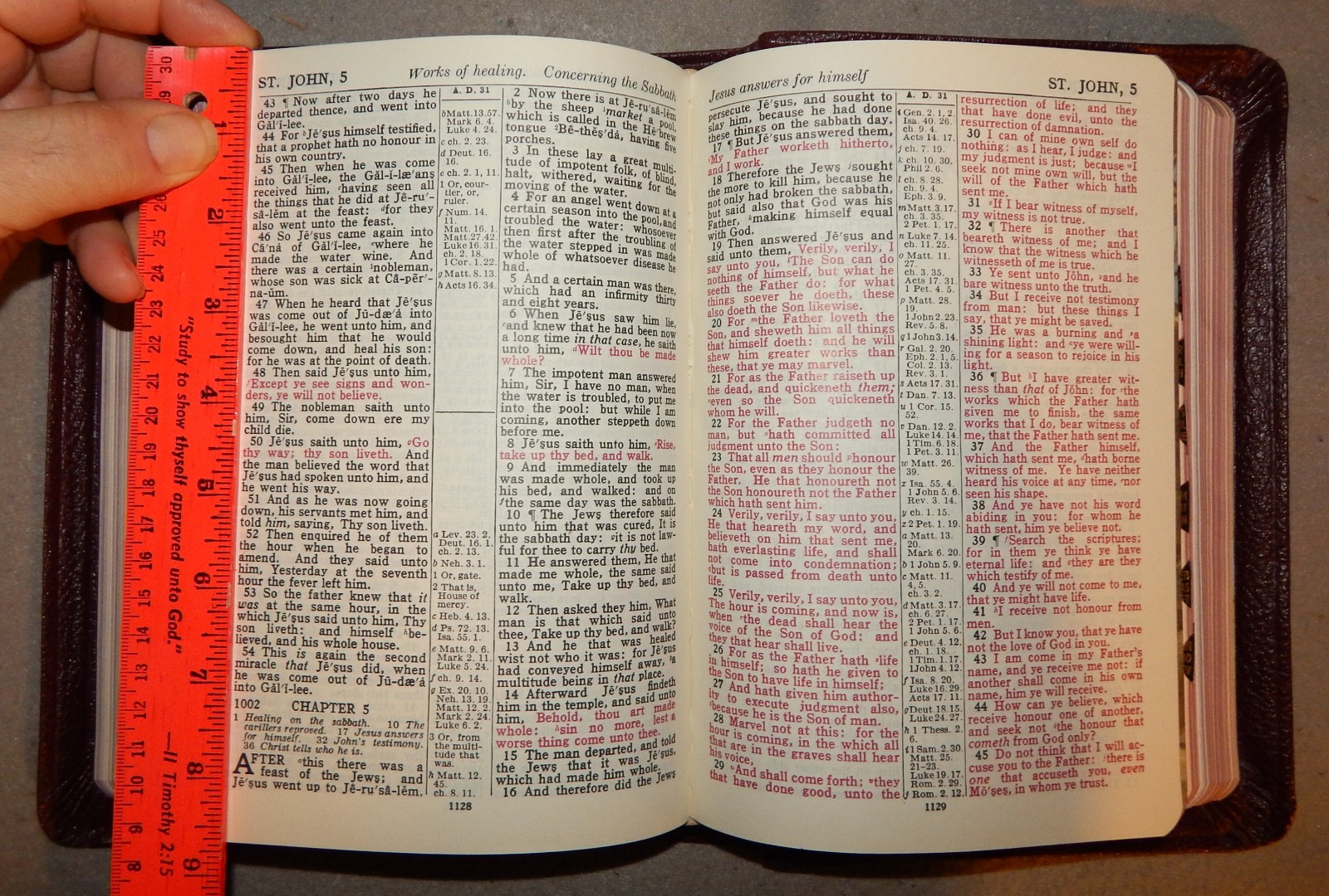 KJV Winston Family Circle Edition Bible, FCM41 (Burgundy Imitation? Leather) new
