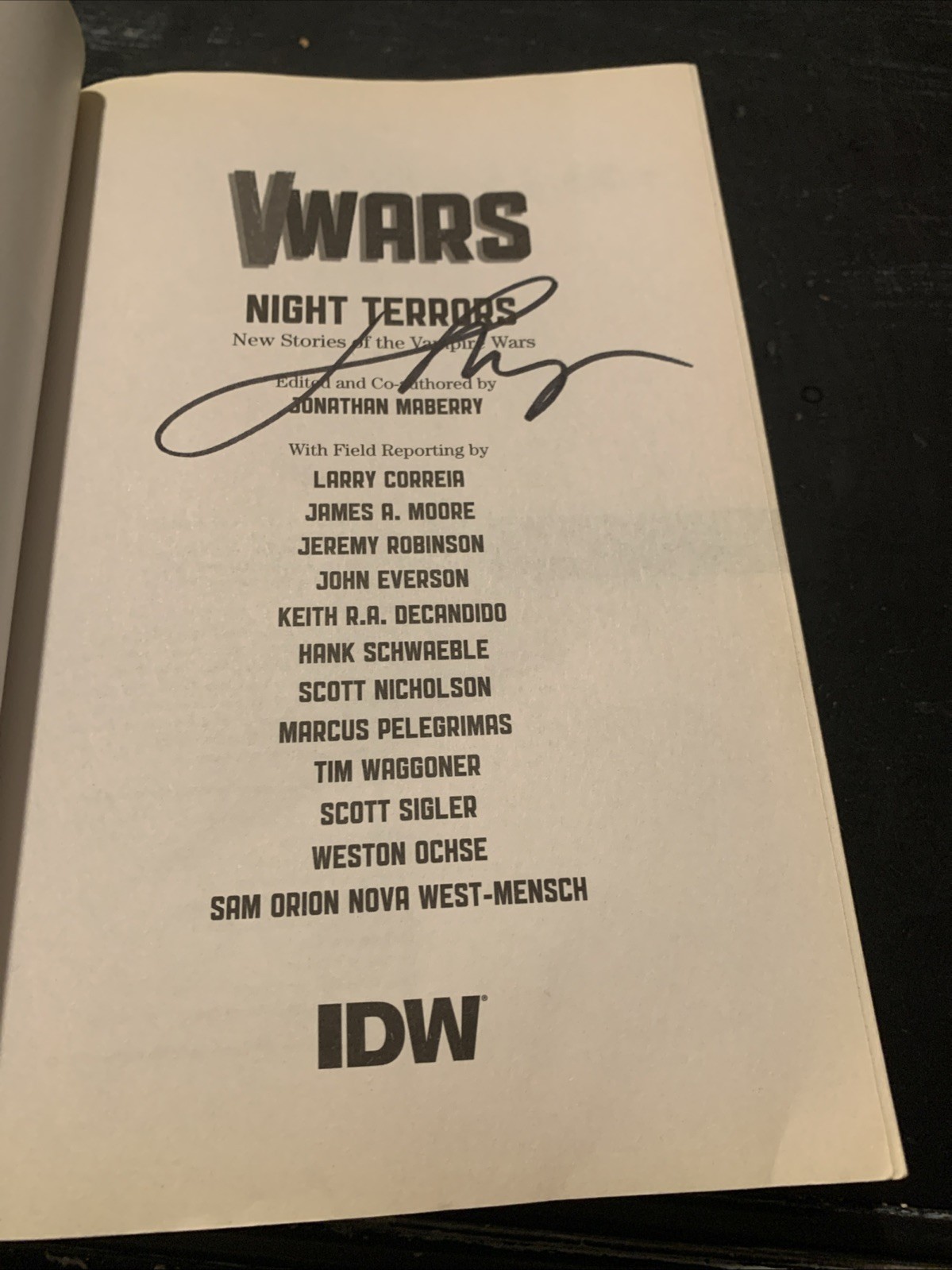 V-Wars: Night Terrors 2016 Trade Paperback 1st/1st Signed By Jonathan Maberry