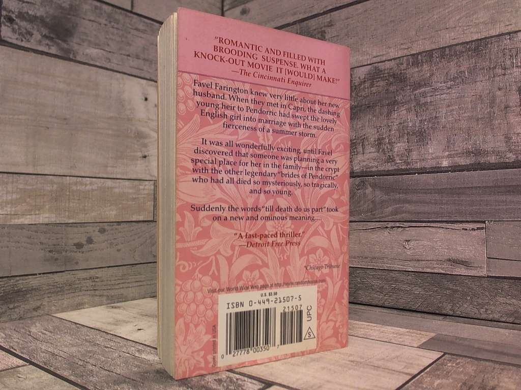 Bride of Pendorric by Holt, Victoria Ivy Books