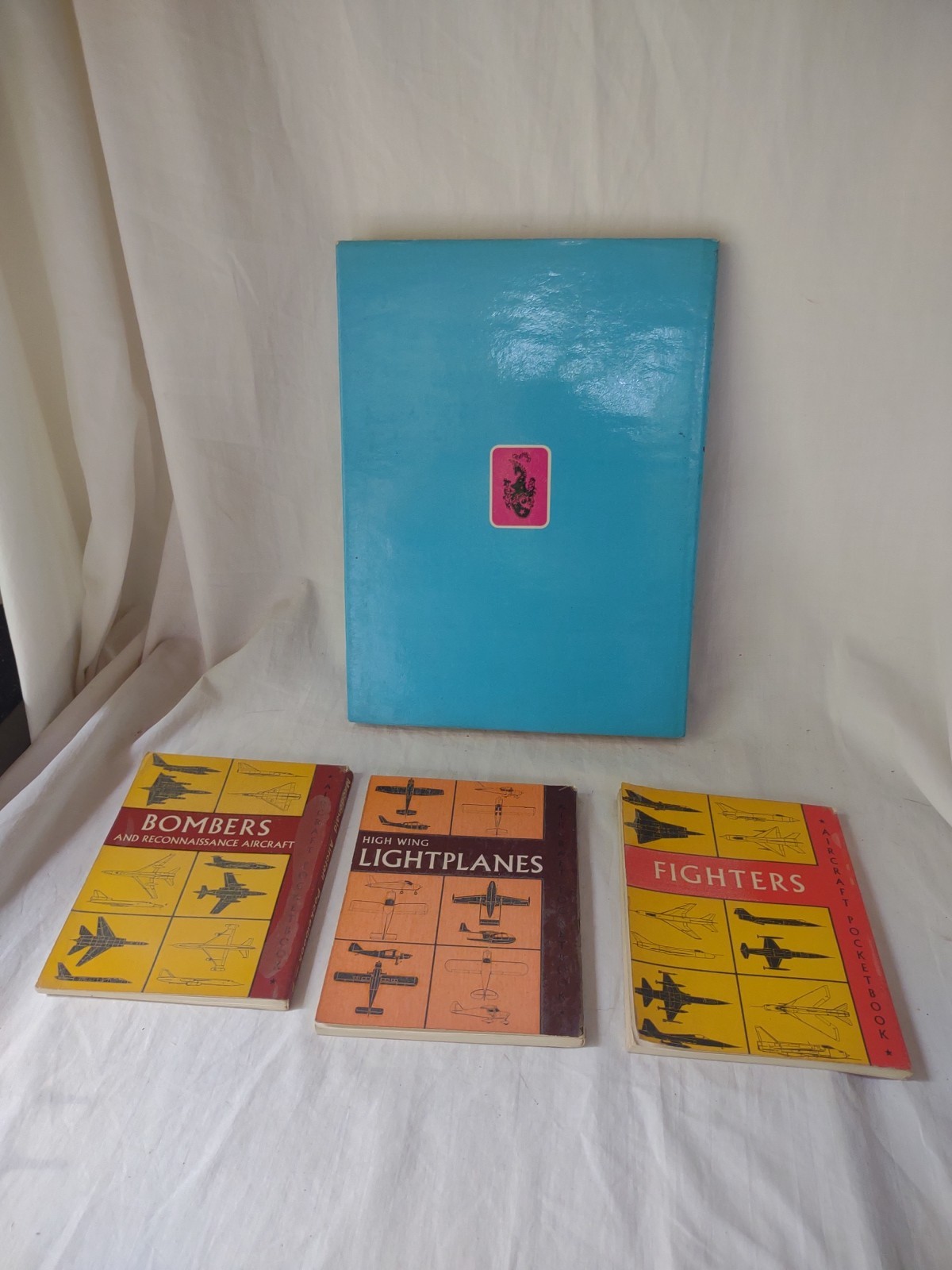 Lot Of 4 Identification Books Bombers Lightpkanes Fighters Aircraft Seventy Book