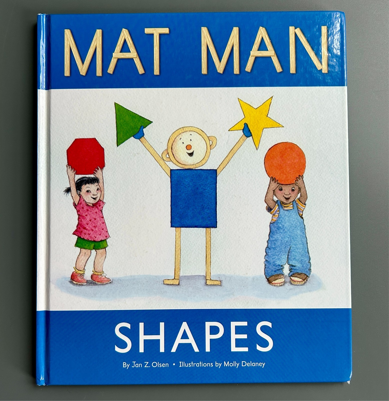 Mat Man: Shapes – Jan Z. Olsen – Hardcover – Good