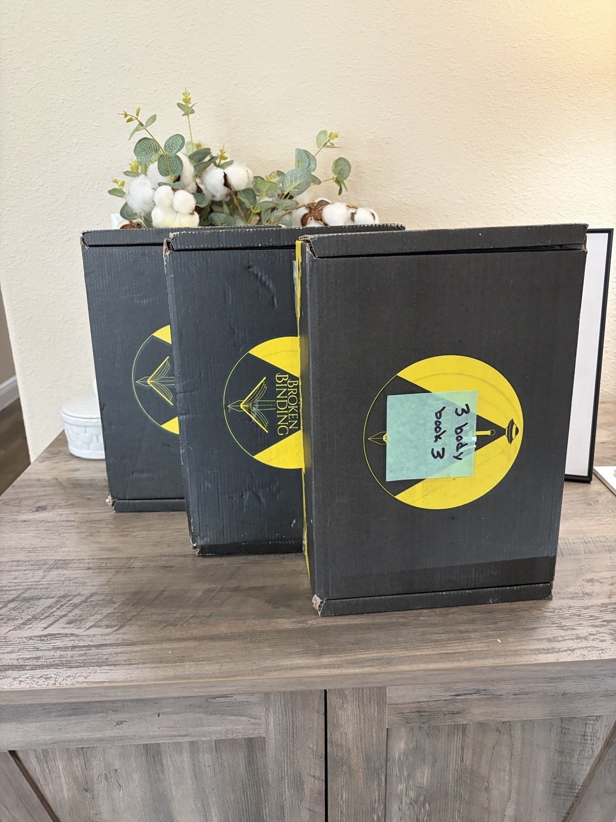SIGNED The Broken Binding Three Body Problem/Remembrance Of Earth’s Past Trilogy
