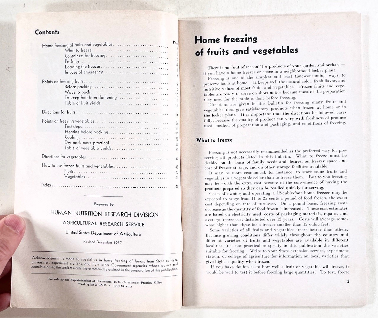 1961 Dept. of Agriculture HOME FREEZING OF FRUITS & VEGETABLES cookbook BULLETIN