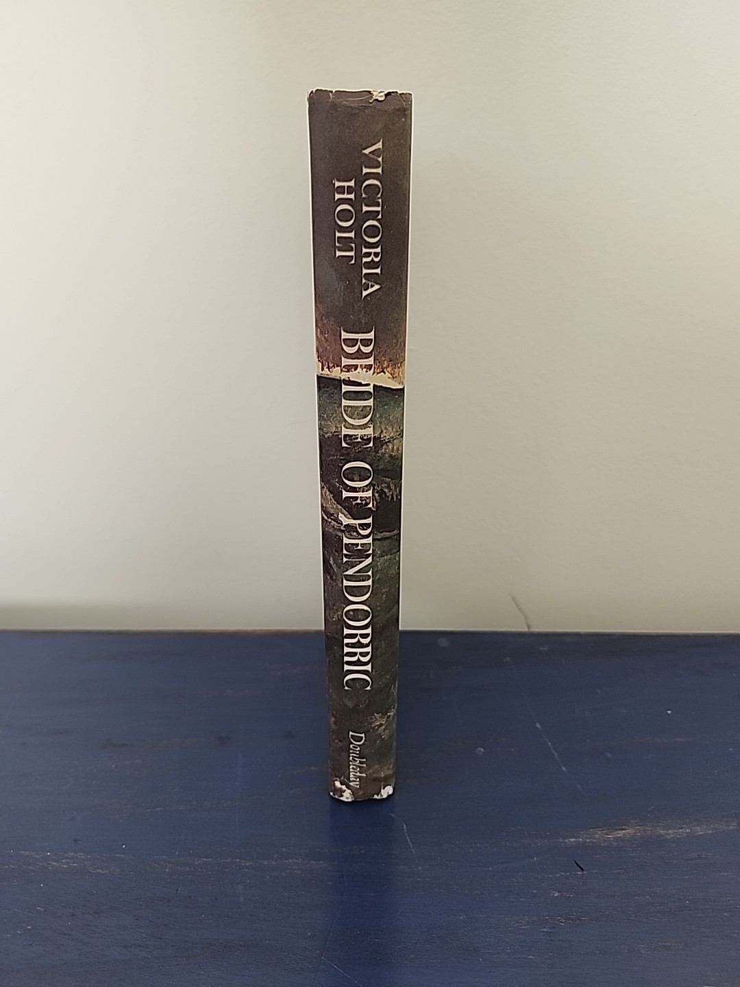 Vintage 1963 first edition hardcover book of Bride of Pendorric by Victoria Holt