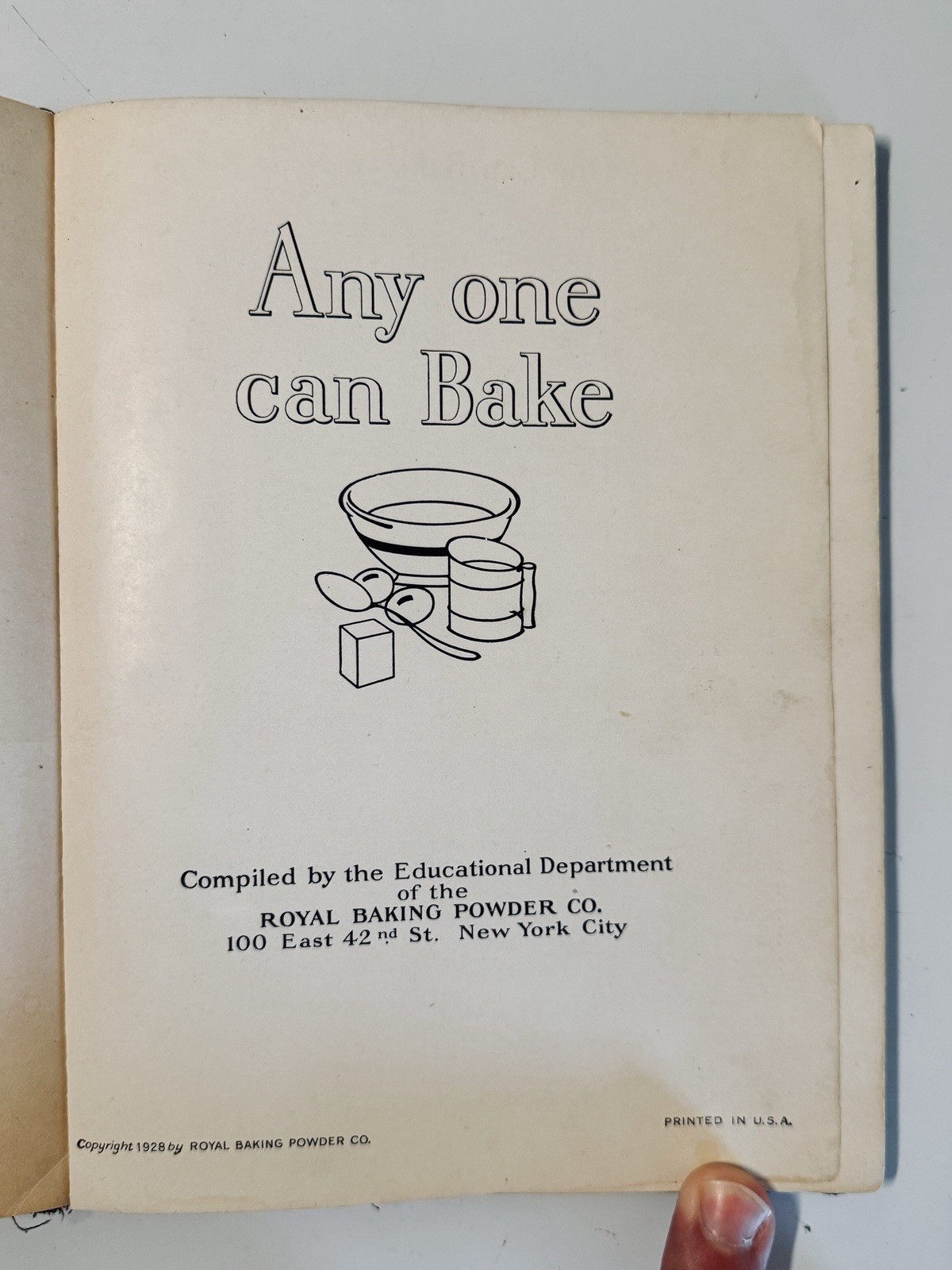 1928 Any One Can Bake Royal Baking Powder Co Vintage Cookbook Illustrated