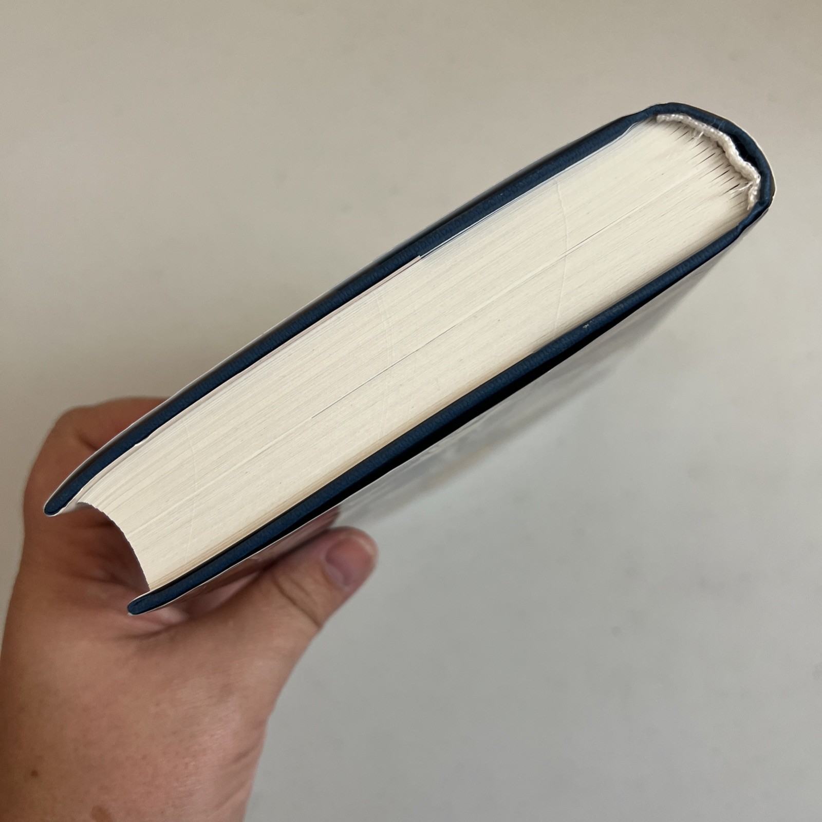 Джордж Оруэлл 2 Книги : 1984. Скотный Двор. Эссе / Дочь Священника на Русском
