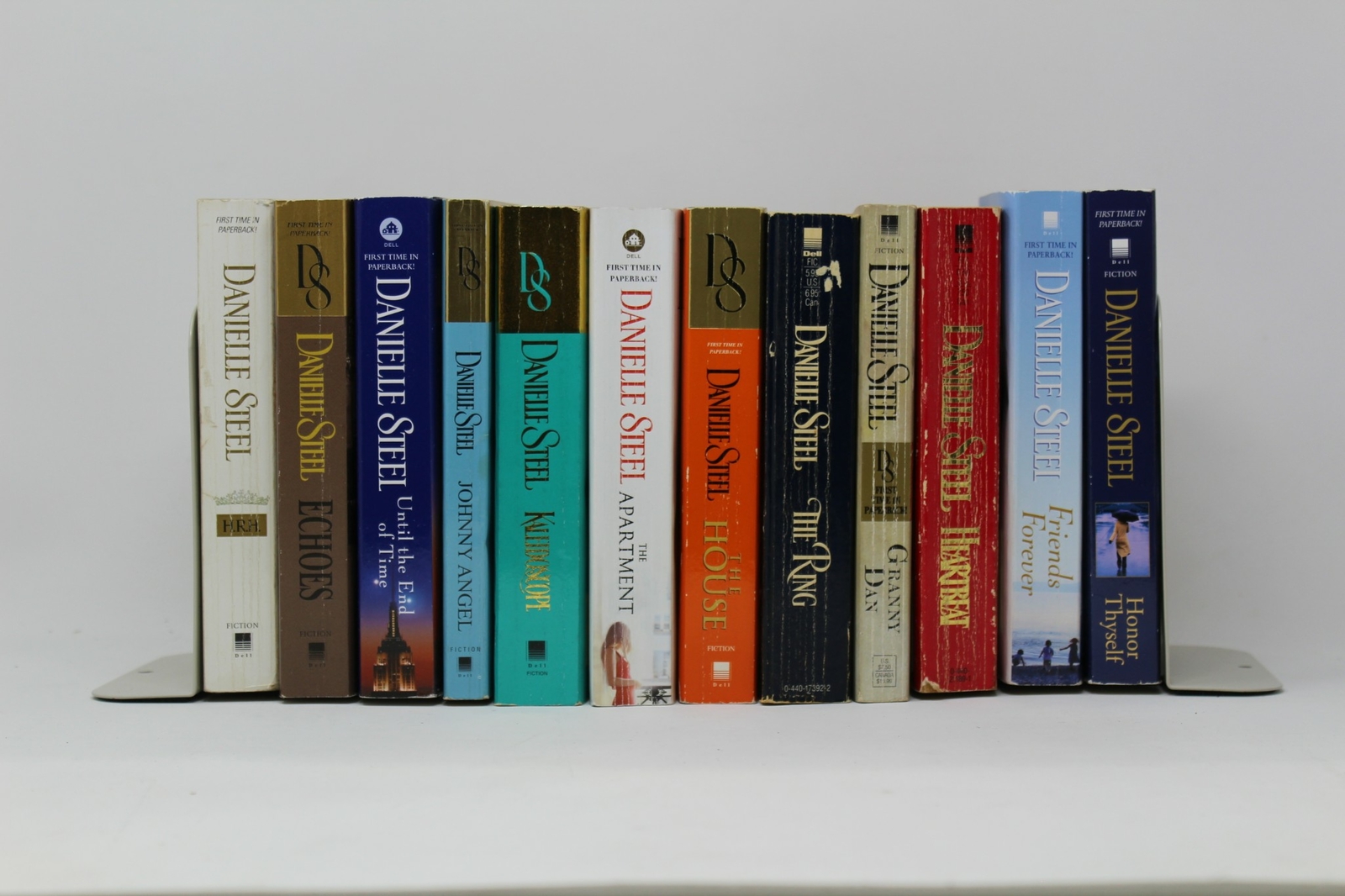 Lot of 10 Danielle Steel Romance Mass Market Paperback Books MIX