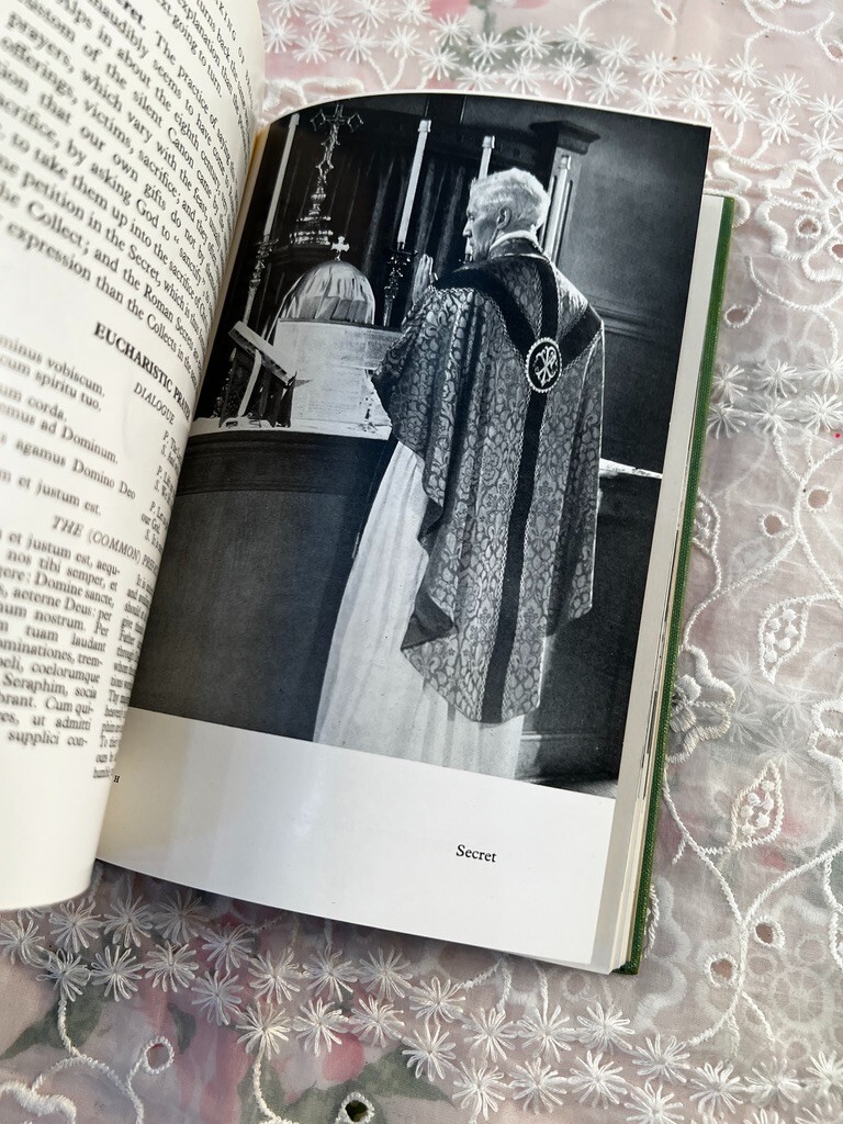 Vintage The Breaking of Bread John Coventry 1950 191 Pages
