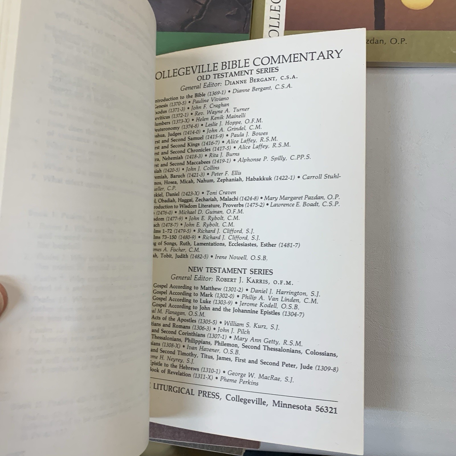 Collegeville Bible Comm. 1983 New/ Old Testament 36 Books+ New American Bible 86