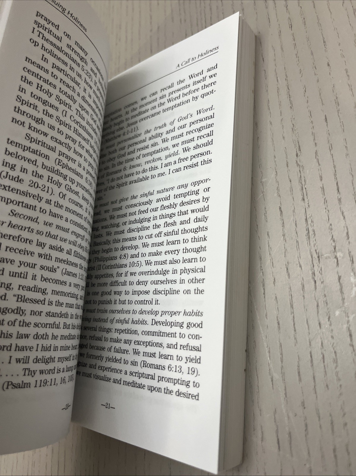 Pursuing Holiness : A Small Group Resource Developed from in Search of Holiness