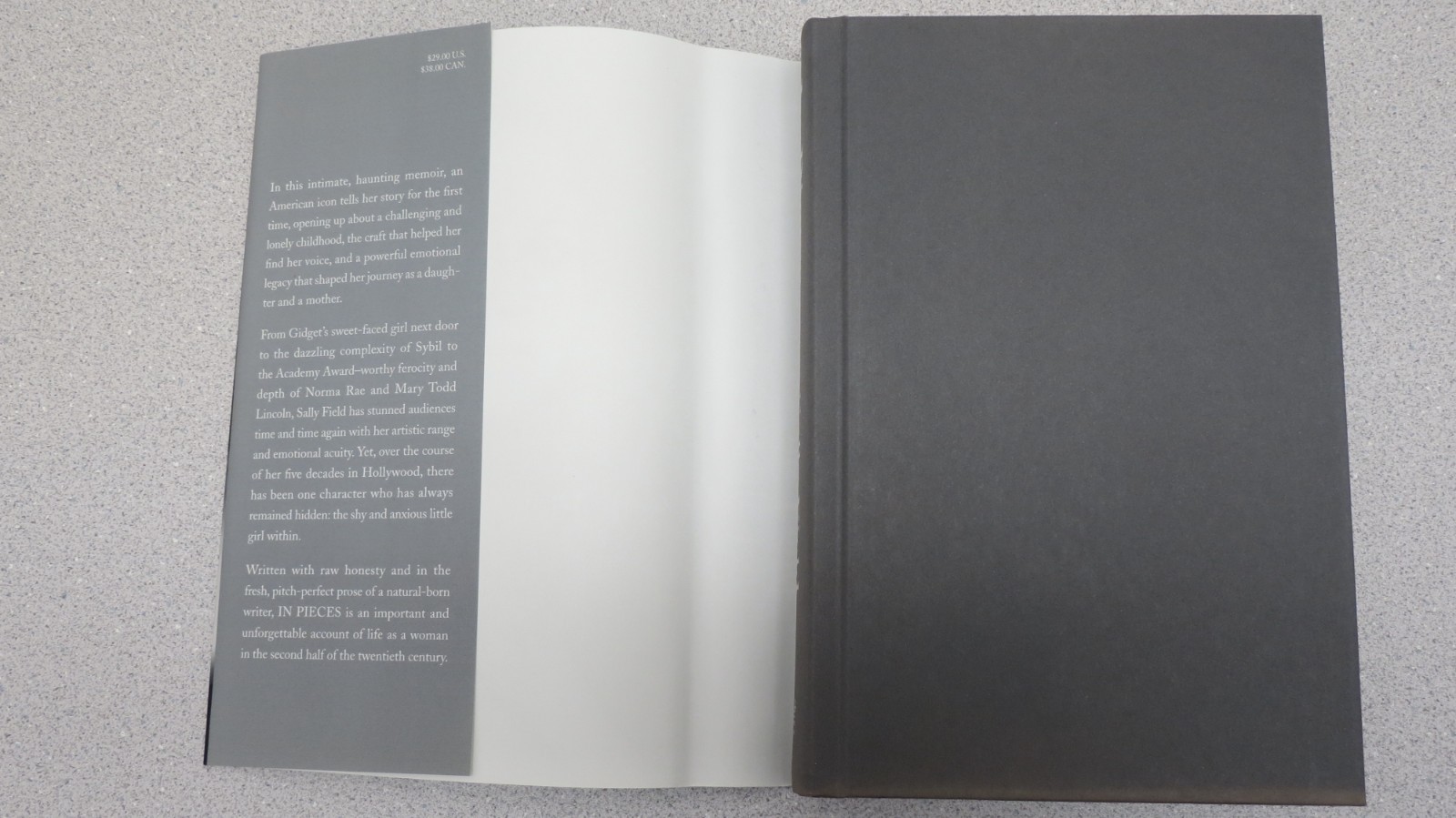 In Pieces Sally Field – SIGNED – Autograph Edition – hardcover – Nice Condition