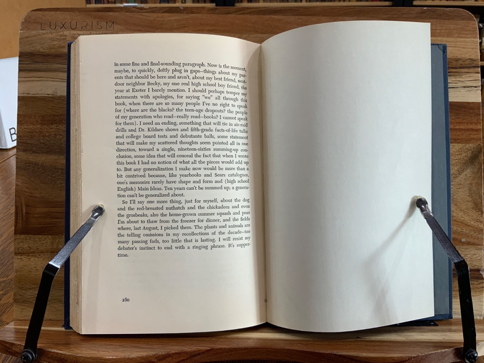 1973 Looking Back 1st Edition Joyce Maynard Inscribed by Author + Doodle!