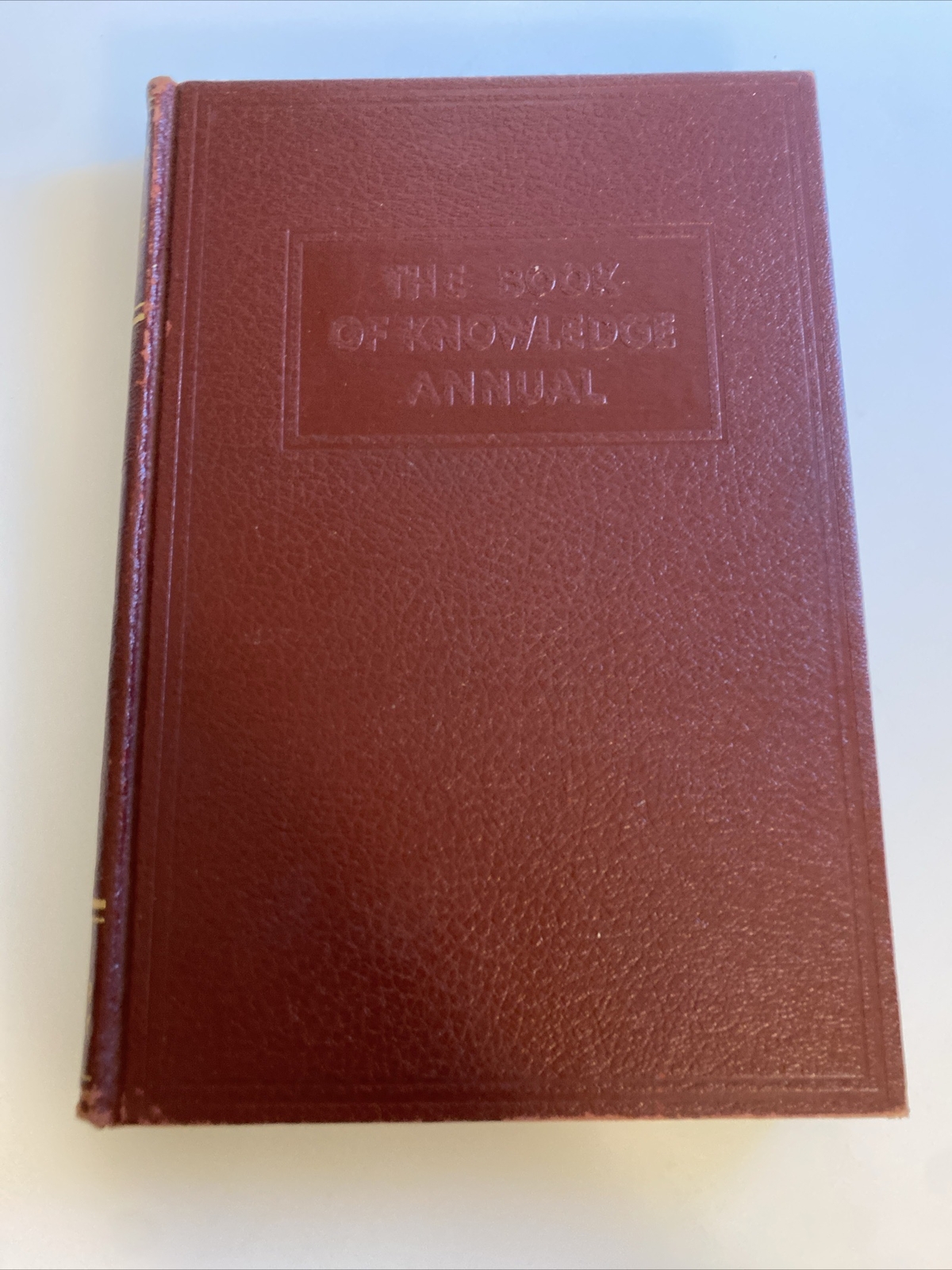 Vintage Book of Knowledge Annual 1951 Grolier Society HC abw