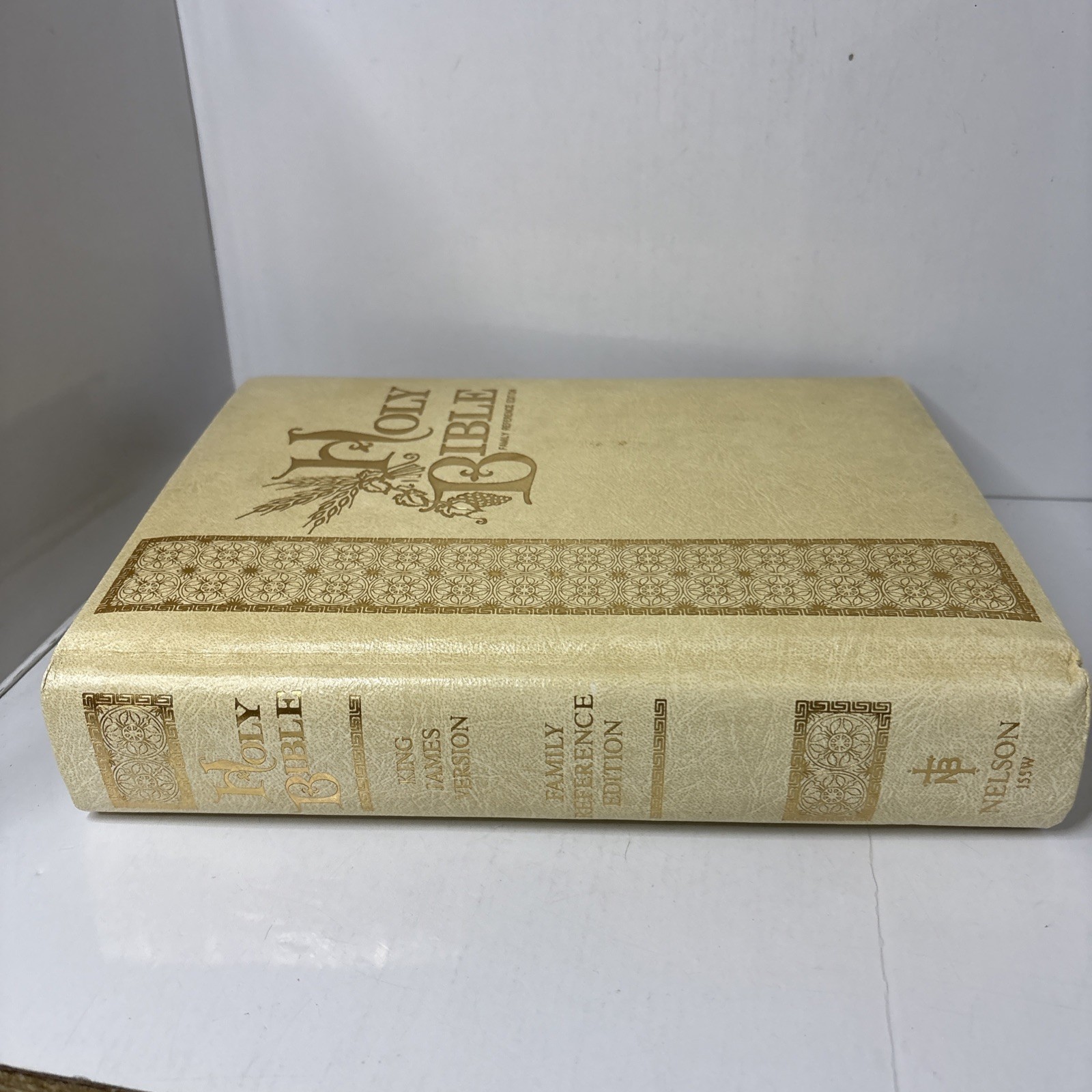 KJV Holy Bible : Family Reference Edition 1971 Nelson 158W Red Letter King James