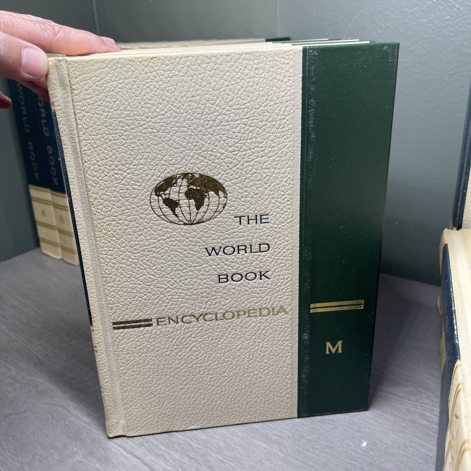 1970 📚THE WORLD BOOK ENCYCLOPEDIA Complete Set Volumes 1-20 A-Z CLEAN Vintage