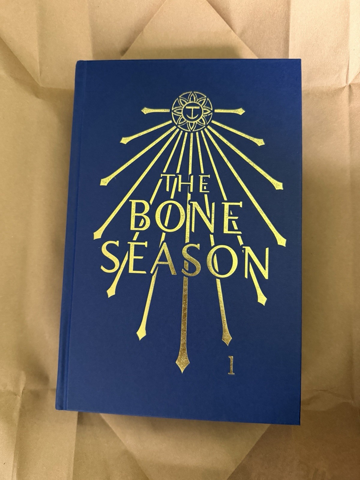 Broken Binding The Bone Season by Samantha Shannon – unsigned