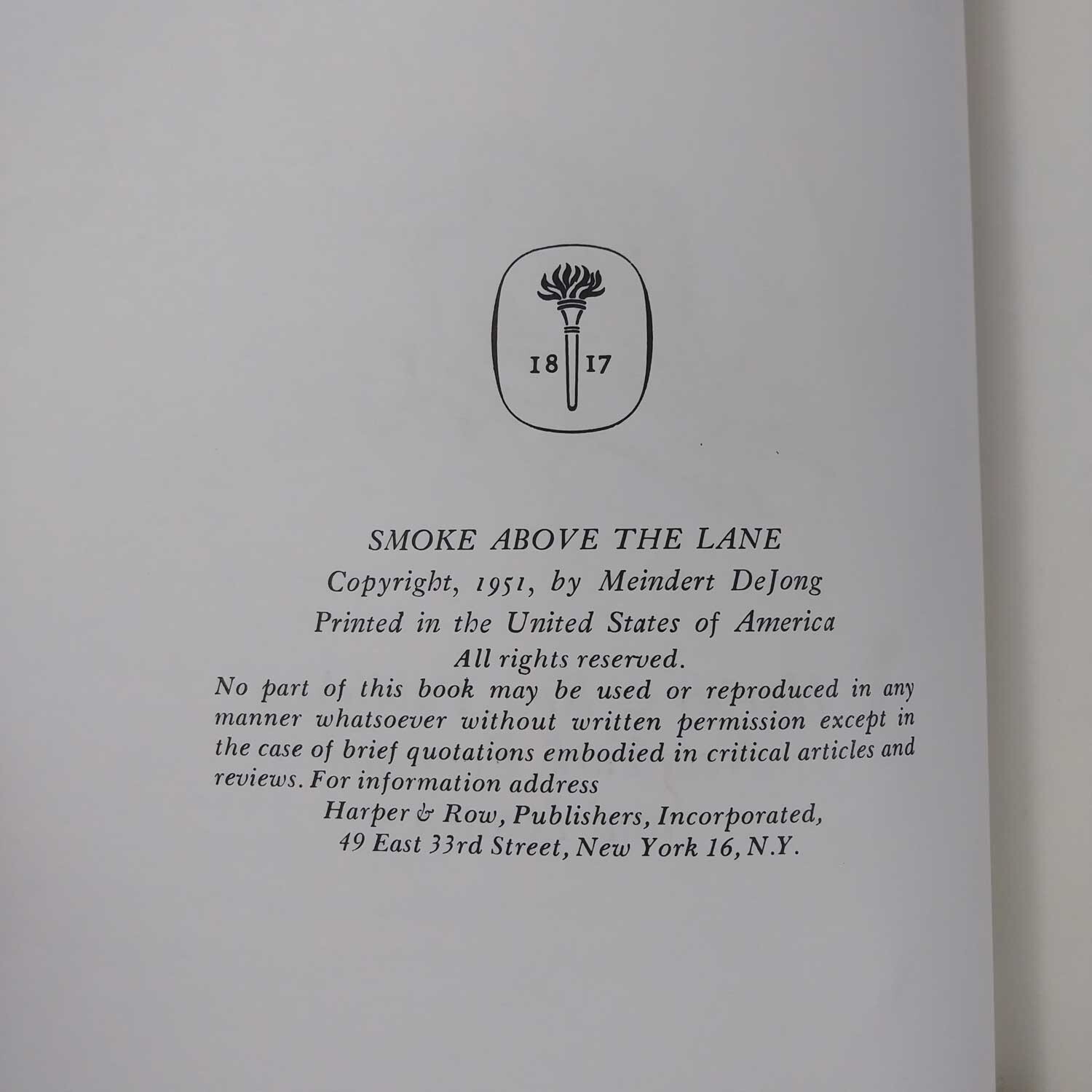 1951 Smoke Above the Lane by Meindert De Jong HC 58 Pages Library Copy